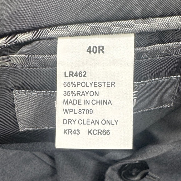 Kenneth Cole Reaction Charcoal Blazer Men’s Size 40R - Picture 11 of 11